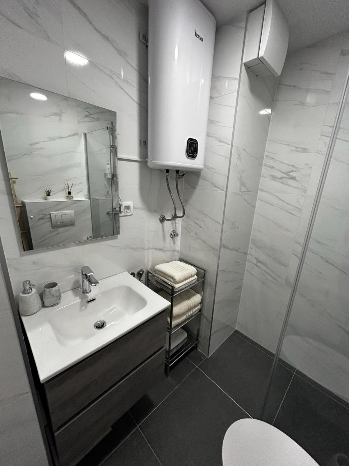 Hello Sunshine Apartment Задар Екстериор снимка